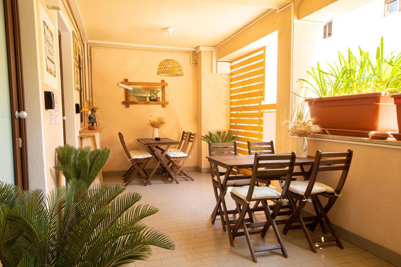 Resilienza Tropical Apartments & Room 포르토 산텔피디오 외부 사진